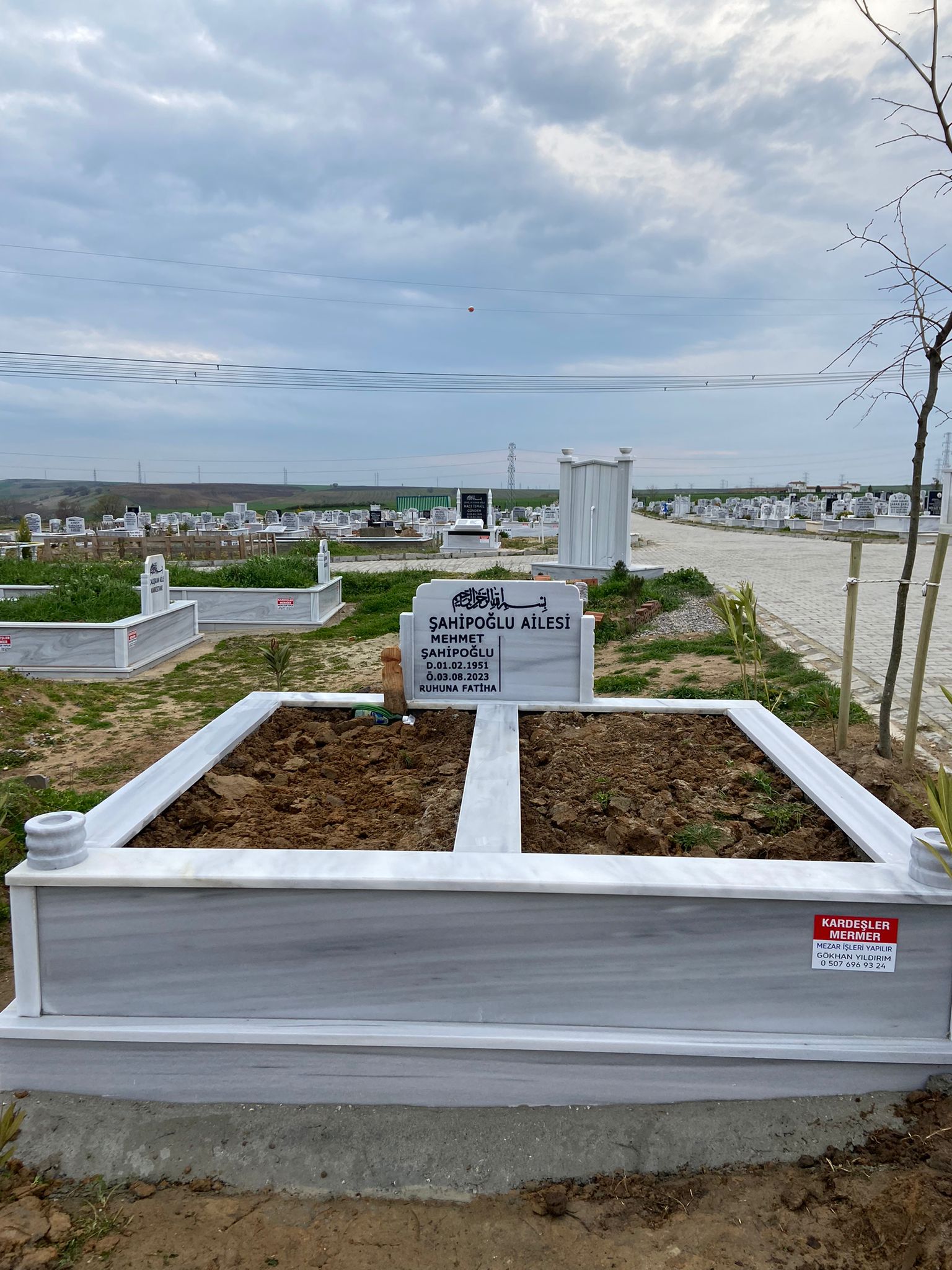 Beyaz Mermer Mezar Model 3